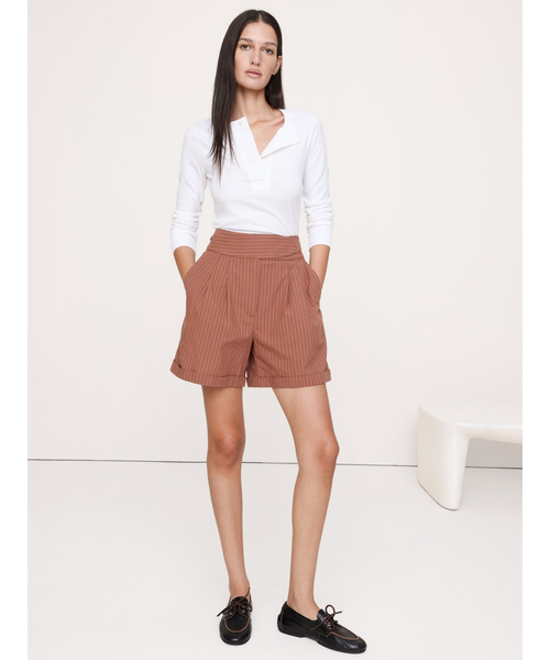 Banana Republic(バナナリパブリック)の「4インチ ヘリテージ エクスプローラー プルオン ショートパンツ(その他パンツ・レディース・ブラウン系その他/ブラック・XS/S/M/L)」の1枚目の写真