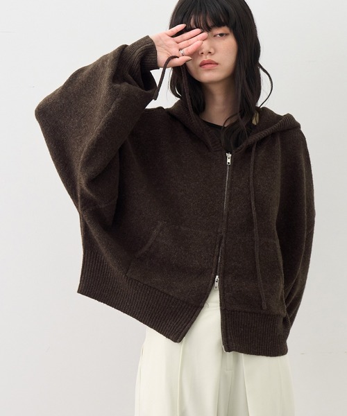 NOGLE(ノグル)の「【NOGLE/ノグル】ウール混ダブルZIPドルマンニットパーカー(パーカー・レディース・グレー/ブラウン/ブラック/ネイビー/ホワイト/レッド/ライトグレー・FREE)」の5枚目の写真