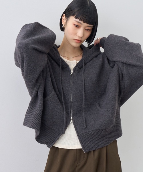 NOGLE(ノグル)の「【NOGLE/ノグル】ウール混ダブルZIPドルマンニットパーカー(パーカー・レディース・グレー/ブラウン/ブラック/ネイビー/ホワイト/レッド/ライトグレー・FREE)」の14枚目の写真