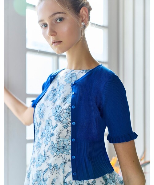 TOCCA（トッカ）の「HALF SLEEVE AJISAI カーディガン（カーディガン/ボレロ・レディース・ブルー系/ライラック系/ネイビー系・SMALL/MEDIUM）」の3枚目の写真