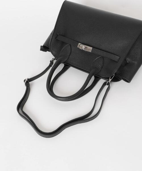 URBAN RESEARCH ROSSO WOMEN(アーバンリサーチ ロッソ)の「AULENTTI ミニマルレザートートバッグ(トートバッグ・レディース・ブラック/オフホワイト・FREE)」の8枚目の写真