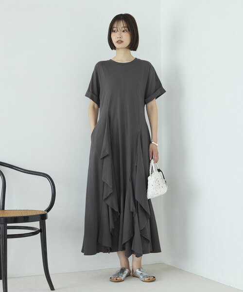 Firsthand(ファーストハンド)の「Firsthand/ファーストハンド オーガニックコットン ドレープフレア ワンピース(ワンピース・レディース・ブラック/チャコールグレー/ブラウン・FREE)」の10枚目の写真