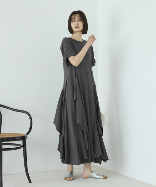 Firsthand(ファーストハンド)の「Firsthand/ファーストハンド オーガニックコットン ドレープフレア ワンピース(ワンピース・レディース・ブラック/チャコールグレー/ブラウン・FREE)」の16枚目の写真