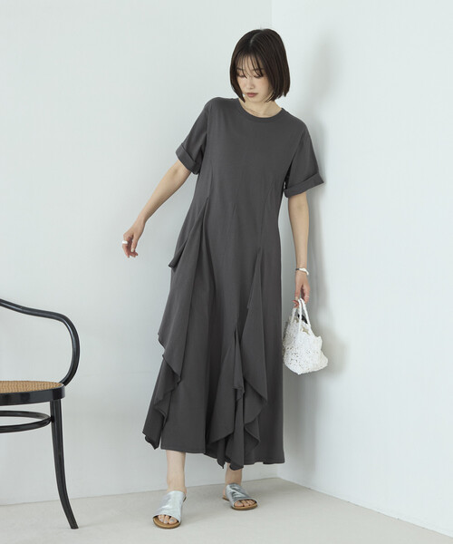 Firsthand(ファーストハンド)の「Firsthand/ファーストハンド オーガニックコットン ドレープフレア ワンピース(ワンピース・レディース・ブラック/チャコールグレー/ブラウン・FREE)」の17枚目の写真