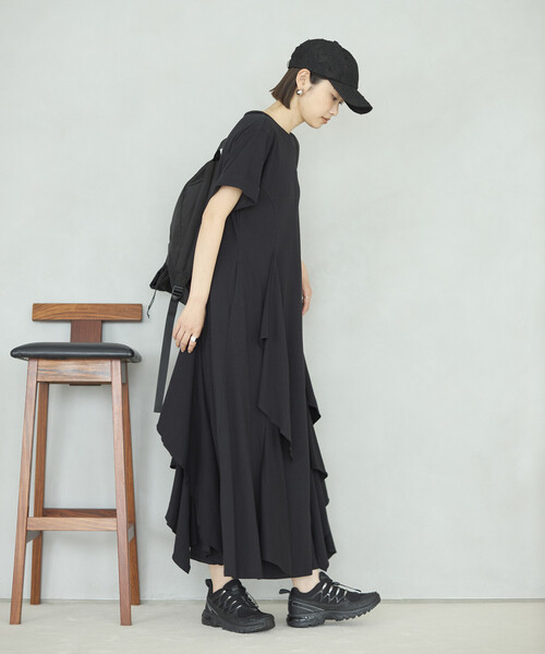 Firsthand(ファーストハンド)の「Firsthand/ファーストハンド オーガニックコットン ドレープフレア ワンピース(ワンピース・レディース・ブラック/チャコールグレー/ブラウン・FREE)」の14枚目の写真