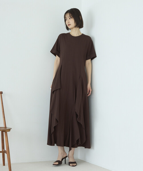 Firsthand(ファーストハンド)の「Firsthand/ファーストハンド オーガニックコットン ドレープフレア ワンピース(ワンピース・レディース・ブラック/チャコールグレー/ブラウン・FREE)」の20枚目の写真