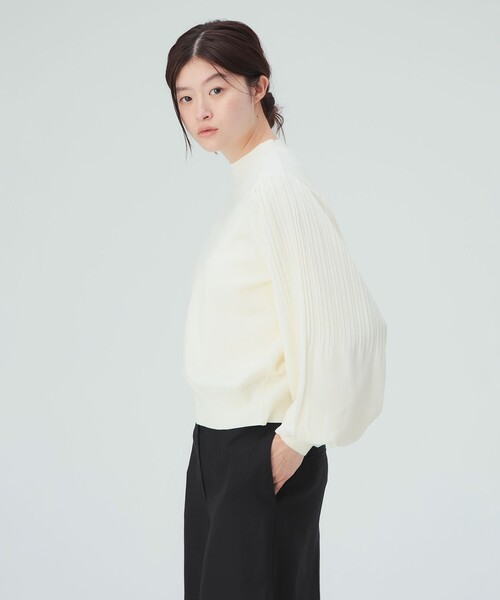 BEAMS HEART(ビームスハート)の「袖 消しプリーツ ニット プルオーバー(ニット/セーター・レディース・オフホワイト/ブラック/レッド系その他4/オリーブ・FREE)」の21枚目の写真