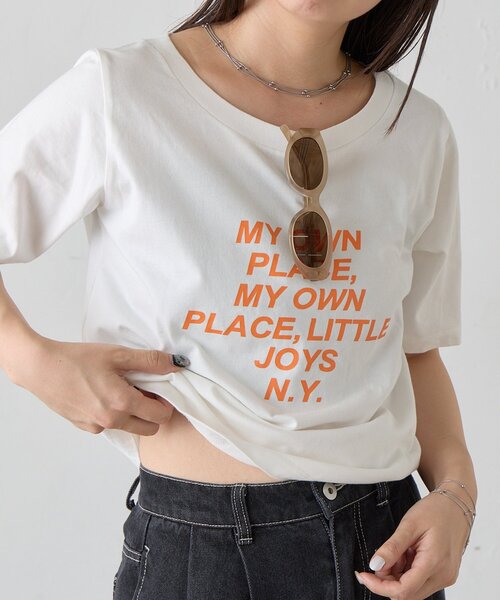Kastane(カスタネ)の「【一部店舗限定】B スロープロゴTEE(Tシャツ/カットソー・レディース・イエロー/ネイビー/ホワイト・FREE)」の5枚目の写真