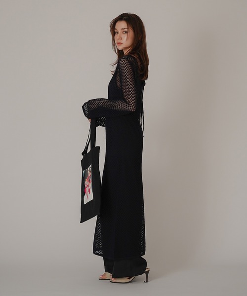 KINO THE KEI(キノザケイ)の「前後2WAY 透かし編み マキシ ワンピース KINO THE KEI(ワンピース・レディース・キナリ/ブラック・フリー)」の18枚目の写真