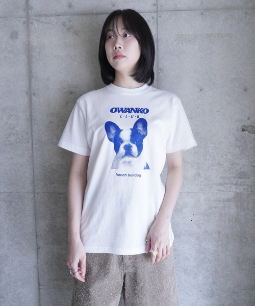 AKISHIKA design(アキシカデザイン)の「OWANKO CLUB 03 FRENCH BULLDOG T-SHIRTS(Tシャツ/カットソー・メンズ・White・XL/L/M)」の2枚目の写真
