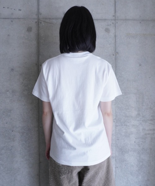 AKISHIKA design(アキシカデザイン)の「OWANKO CLUB 03 FRENCH BULLDOG T-SHIRTS(Tシャツ/カットソー・メンズ・White・XL/L/M)」の4枚目の写真