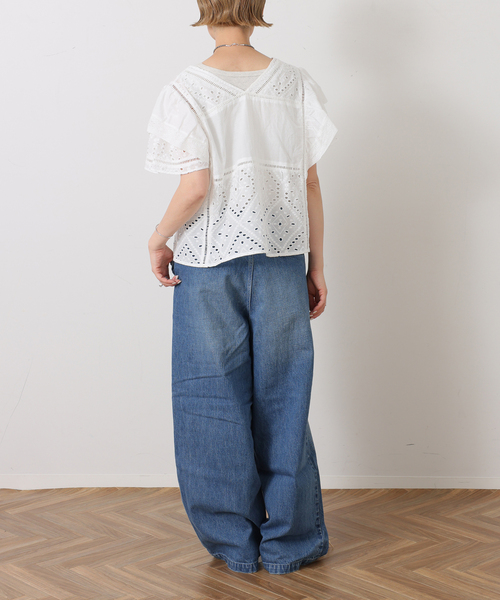 JOURNAL STANDARD LUXE(ジャーナルスタンダード ラックス)の「カットワークレースMIX フリルブラウス(シャツ/ブラウス・レディース・ブラック/ホワイト・FREE)」の13枚目の写真