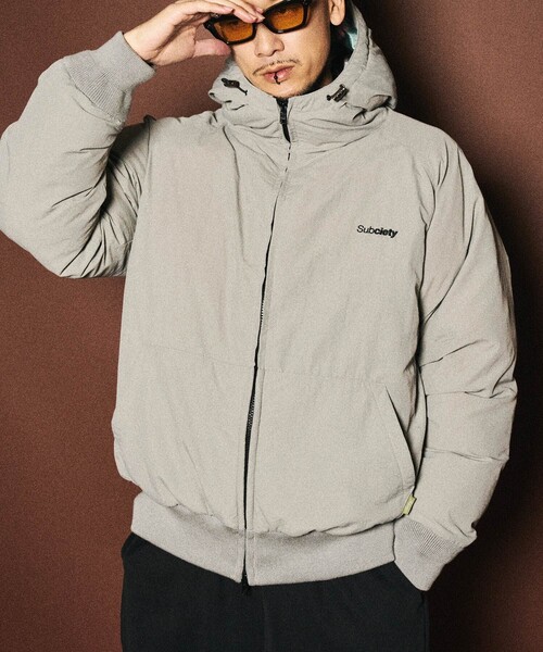 Subciety(サブサエティ)の「Nylon puff hooded jkt(ブルゾン・メンズ・グレー/ブラック・SMALL/MEDIUM/LARGE/X-LARGE)」の2枚目の写真