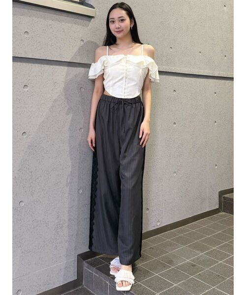 MURUA(ムルーア)の「サイドレースラインパンツ 夏服(その他パンツ・レディース・グレー/ベージュ・FREE)」の9枚目の写真