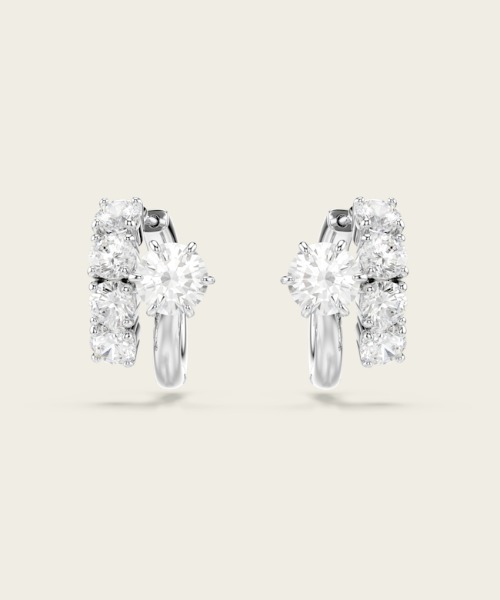 SWAROVSKI(スワロフスキー)の「【公式】【スワロフスキー】Matrix フープピアス, ラウンドカット, ホワイト, ロジウム・プレーティング(ピアス(両耳用)・レディース・シルバー系・ONE SIZE)」の3枚目の写真