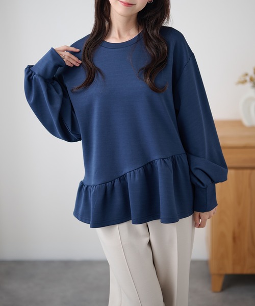 DAYRA(デイラ)の「クルーネック アシメ ペプラム 長袖 プルオーバー(Tシャツ/カットソー・レディース・ホワイト/ブラック/ネイビー・FREE)」の3枚目の写真