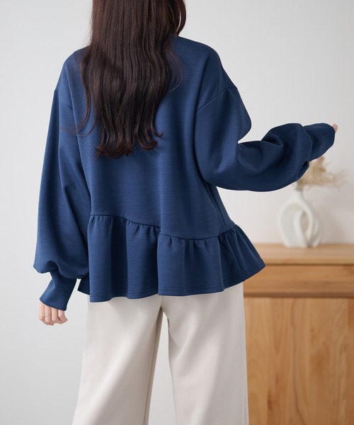 DAYRA(デイラ)の「クルーネック アシメ ペプラム 長袖 プルオーバー(Tシャツ/カットソー・レディース・ホワイト/ブラック/ネイビー・FREE)」の17枚目の写真