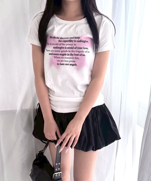 fiere(フィエール)の「ビッグリボンプリントショート丈半袖Tシャツ(Tシャツ/カットソー・レディース・ホワイト・WM)」の3枚目の写真