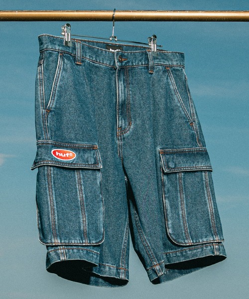 HUF（ハフ）の「OVAL DENIM CARGO SHORT（デニムパンツ・メンズ・グレー系その他/インディゴブルー・32/34/28/30/36）」の2枚目の写真