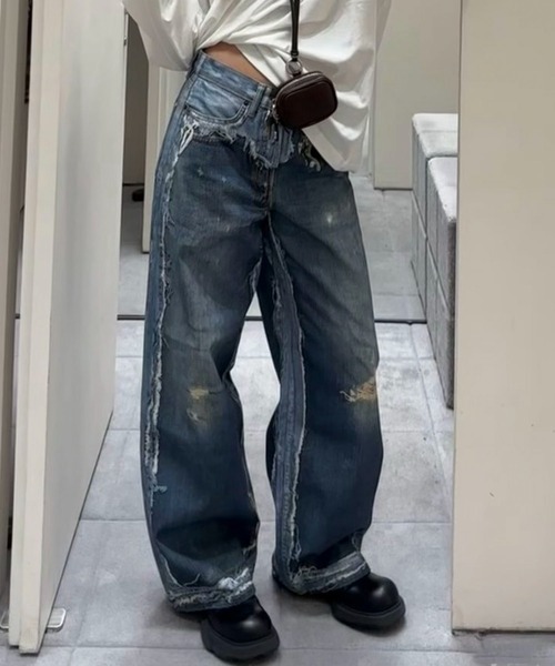 AVYL(アヴィル)の「リメイク風レイヤードプリントワイドバギーデニムパンツ(デニムパンツ・レディース・ブルー・L/M/S)」の5枚目の写真