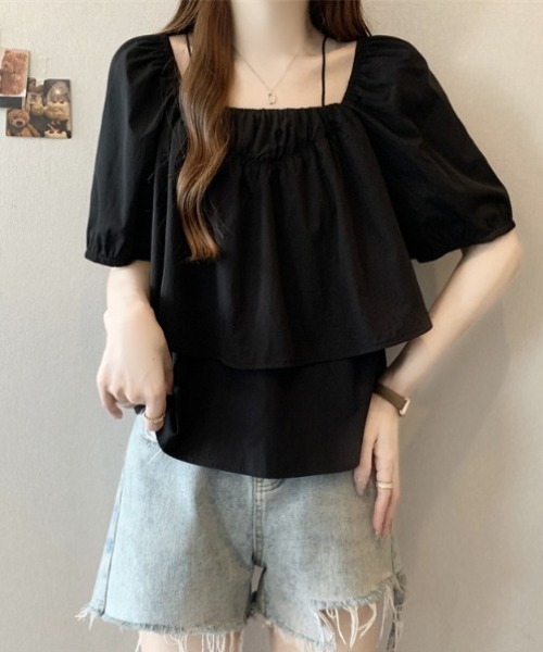 tolene(トレネ)の「【レイヤード風デザインで上品に肌見せ】華奢見えオフショルギャザーブラウス(シャツ/ブラウス・レディース・ホワイト/ブラック・FREE)」の22枚目の写真