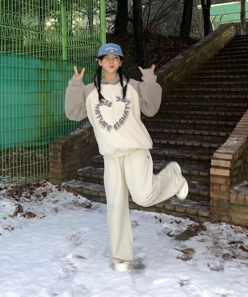 SIGNATURE（シグネチャ）の「レギュラーカラー フードパーカー[ダストグレー]（パーカー・レディース・その他・MEDIUM/LARGE）」の17枚目の写真
