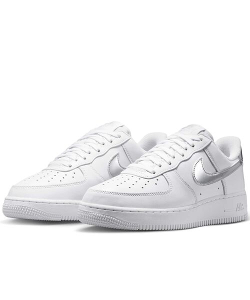 NIKE（ナイキ）の「ナイキ エア フォース 1 '07 SE ウィメンズ シューズ / Nike Air Force 1 '07 SE Women's Shoes IV5102-100 White（スニーカー・レディース・ホワイト・26/22/23.5/23/22.5/25.5/25/24.5/24）」の7枚目の写真