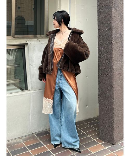 Henon.(ヘノン)の「レーススリップキャミワンピース(ワンピース・レディース・キャメル/ブラック・F)」の5枚目の写真