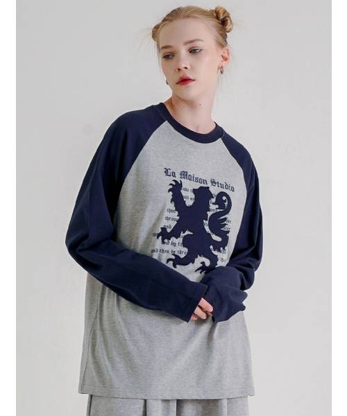 FABULOUS ARCHIVE（ファビュラスアーカイブ）の「ドラゴンパッチラグラン長袖Tシャツネイビー(FCG1TS692M)（Tシャツ/カットソー・レディース・ネイビー・MEDIUM）」の4枚目の写真
