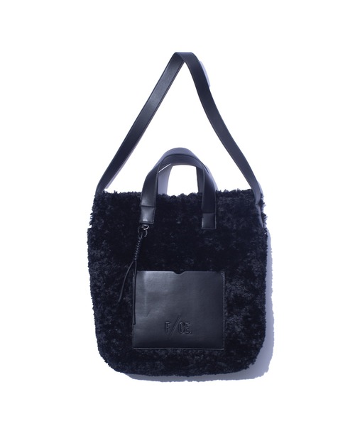 F/CE. (エフシーイー)の「F/CE. BOA 2WAY TOTE BAG / エフシーイー ボア 2ウェイ トートバッグ(トートバッグ・レディース・ベージュ/ブラック・FREE)」の2枚目の写真