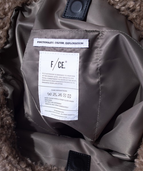 F/CE. (エフシーイー)の「F/CE. BOA 2WAY TOTE BAG / エフシーイー ボア 2ウェイ トートバッグ(トートバッグ・レディース・ベージュ/ブラック・FREE)」の14枚目の写真