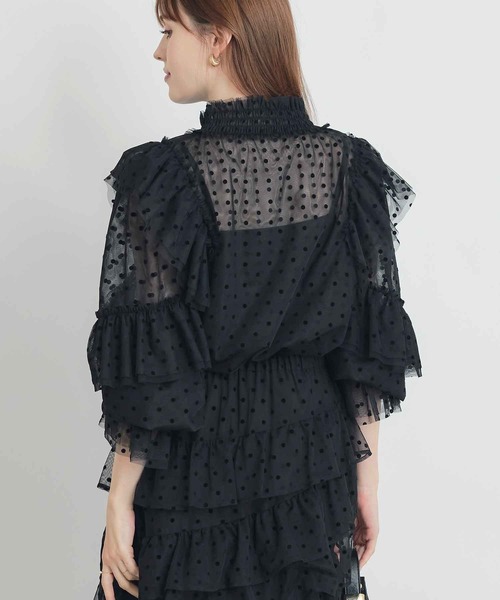 PICCIN PERLA(ピッチンペルラ)の「フロッキードットチュールフリルブラウス(シャツ/ブラウス・レディース・ブラック・M)」の5枚目の写真