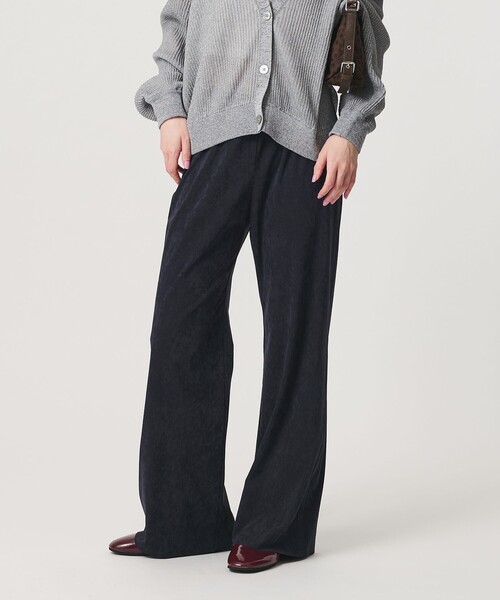 BEAUTY&YOUTH UNITED ARROWS（ビューティーアンドユースユナイテッドアローズ）の「スエードライク フレアパンツ ウォッシャブル（その他パンツ・レディース・ベージュ/ネイビー・S/M）」の3枚目の写真