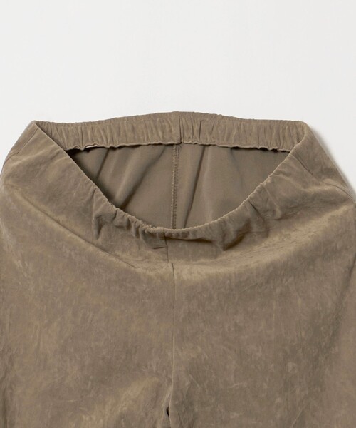 BEAUTY&YOUTH UNITED ARROWS（ビューティーアンドユースユナイテッドアローズ）の「スエードライク フレアパンツ ウォッシャブル（その他パンツ・レディース・ベージュ/ネイビー・S/M）」の19枚目の写真