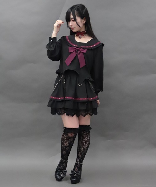 NIBBLE POISON(ニブルポイズン)の「スタッズデザインミニスカート(スカート・レディース・ブラック/ワイン・MEDIUM)」の19枚目の写真