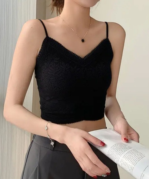 shoppinggo(ショッピングゴー)の「レースキャミソール Vネック カップ付きブラトップ シームレス ショート丈 レディース トップス(キャミソール・レディース・ベージュ/アイボリー/ブラック/キャメル・FREE)」の20枚目の写真