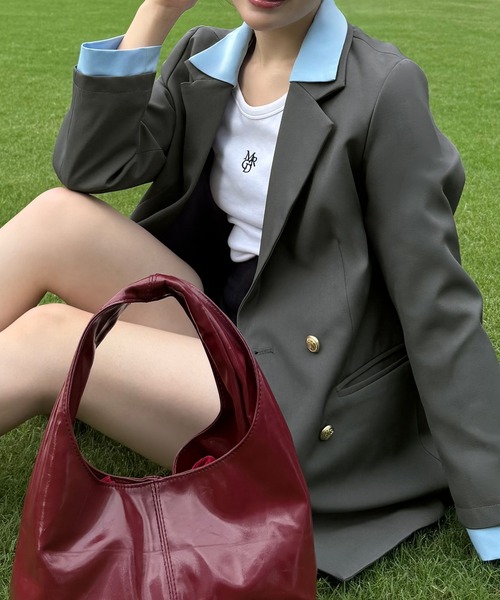 junoah（ジュノア）の「ゴールドボタンシャツレイヤードジャケット（テーラードジャケット・レディース・ブラック/チャコール/ブラウン・MEDIUM/SMALL/LARGE）」の8枚目の写真
