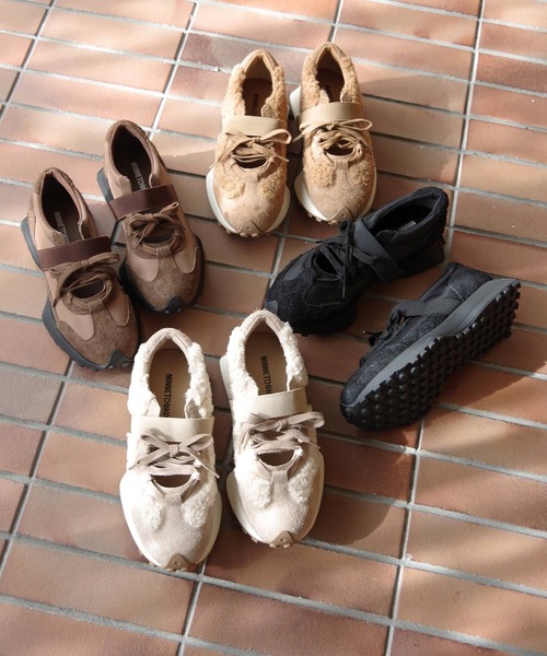 Minnetonka(ミネトンカ)の「MINNETONKA(ミネトンカ) / メリージェーンボアスニーカー 26M06(スニーカー・レディース・ダークブラウン/ブラック・7/6/10/9/8)」の3枚目の写真