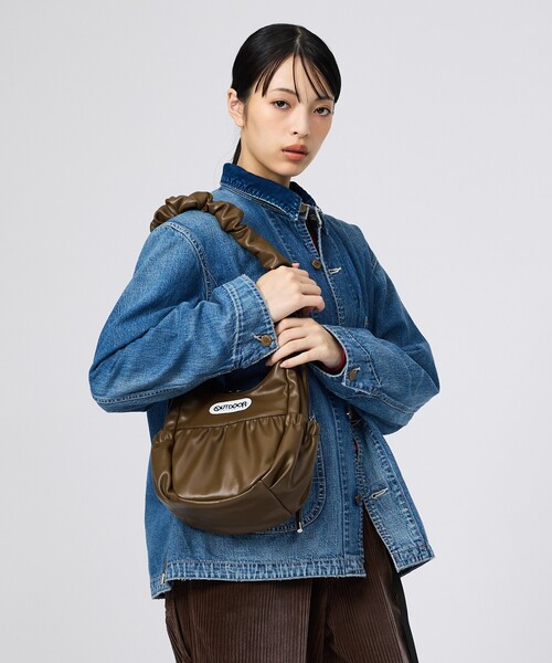 OUTDOOR PRODUCTS(アウトドアプロダクツ)の「【OUTDOOR PRODUCTS】Egg Shoulder Bag / エッグショルダーバッグ / ユニセックス(ショルダーバッグ・メンズ・ブラック/ブラウン・フリー)」の2枚目の写真