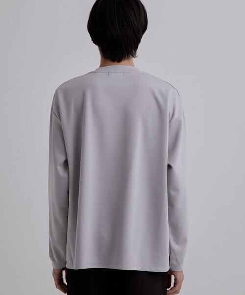 tk.TAKEO KIKUCHI（ティーケータケオキクチ）の「ブラシ刺繍長袖Tシャツ（Tシャツ/カットソー・メンズ・ブラック/ライトグレー/ホワイト・04/03/02）」の18枚目の写真