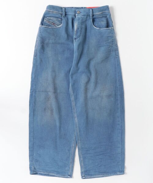 DIESEL(ディーゼル)の「メンズ デニムパンツ ジョグジーンズ 2097 D-ENIM-M-BW JOG(デニムパンツ・メンズ・インディゴブルー・28inch/30inch/26inch)」の1枚目の写真