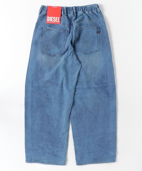 DIESEL(ディーゼル)の「メンズ デニムパンツ ジョグジーンズ 2097 D-ENIM-M-BW JOG(デニムパンツ・メンズ・インディゴブルー・28inch/30inch/26inch)」の2枚目の写真