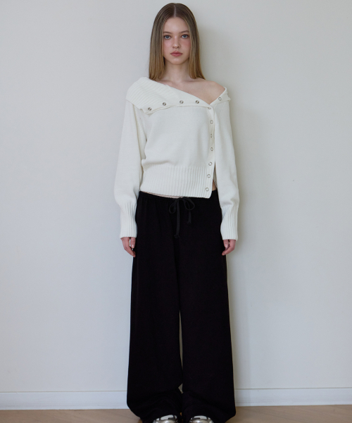 ROSEFRANTZ（ロゼフランツ）の「Fold Off Shoulder Knit [Ivory]（ニット/セーター・レディース・アイボリー・OS）」の2枚目の写真