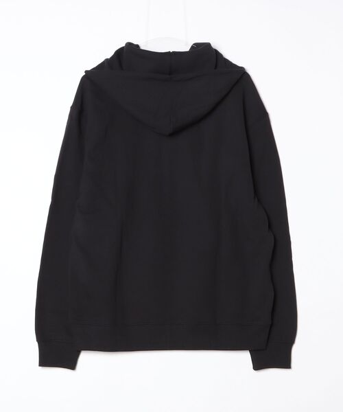Calvin Klein(カルバン・クライン)の「Calvin Klein カルバンクライン 400GSM TERRY BADGE HOODIE リラックスフィットプルパーカー(パーカー・メンズ・ブラック・M/L/XL)」の2枚目の写真
