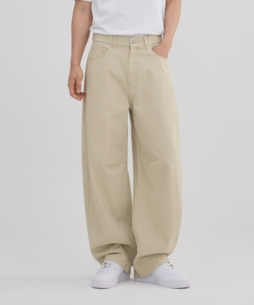 ACSHI(アクシ)の「コットンツイル膝切り替えカーブドパンツ (ライトベージュ)(その他パンツ・メンズ・サンドベージュ・MEDIUM/LARGE/X-LARGE/XX-LARGE)」の4枚目の写真