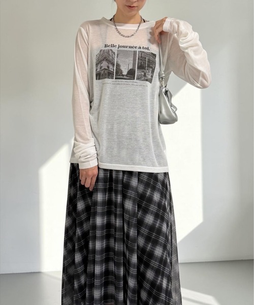 THE SOIS(ソア)の「フォトプリントシアーロンT(Tシャツ/カットソー・レディース・オフホワイト/ブラック・FREE)」の15枚目の写真
