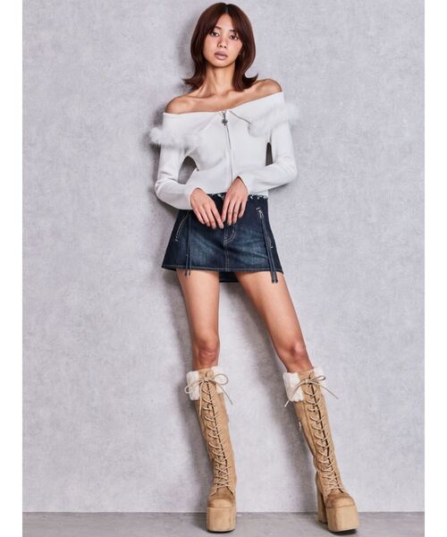 GYDA(ジェイダ)の「フロントZIPオフショルフェイクファーリブニットトップス(ニット/セーター・レディース・ベージュ/オフホワイト/ブラック・FREE)」の9枚目の写真