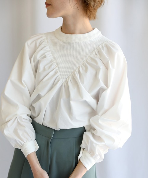 select MOCA（セレクトモカ）の「デコルテデザインボリュームスリーブボトルネックブラウス（シャツ/ブラウス・レディース・ブラック/アイボリー/ホワイト・FREE）」の18枚目の写真