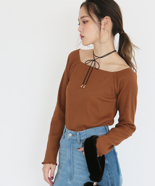 one after another NICE CLAUP（ワンアフターアナザーナイスクラップ）の「オフショルリブプルオーバー（Tシャツ/カットソー・レディース・その他1/その他2/ブラック/キャメル/ボルドー/オフホワイト・FREE）」の13枚目の写真