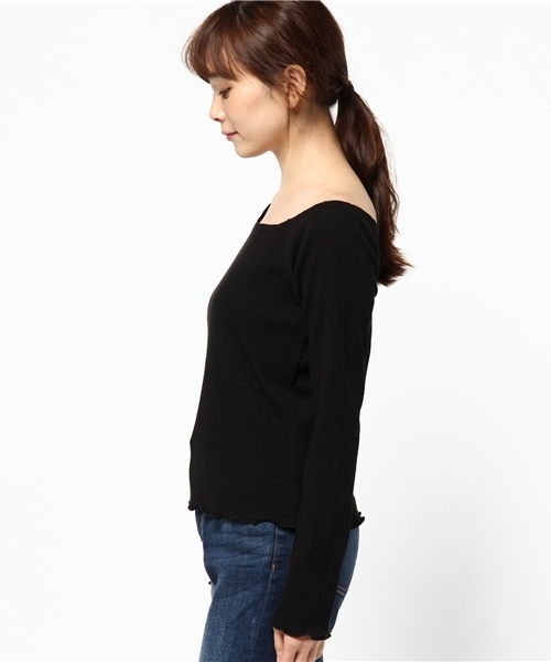 one after another NICE CLAUP（ワンアフターアナザーナイスクラップ）の「オフショルリブプルオーバー（Tシャツ/カットソー・レディース・その他1/その他2/ブラック/キャメル/ボルドー/オフホワイト・FREE）」の8枚目の写真